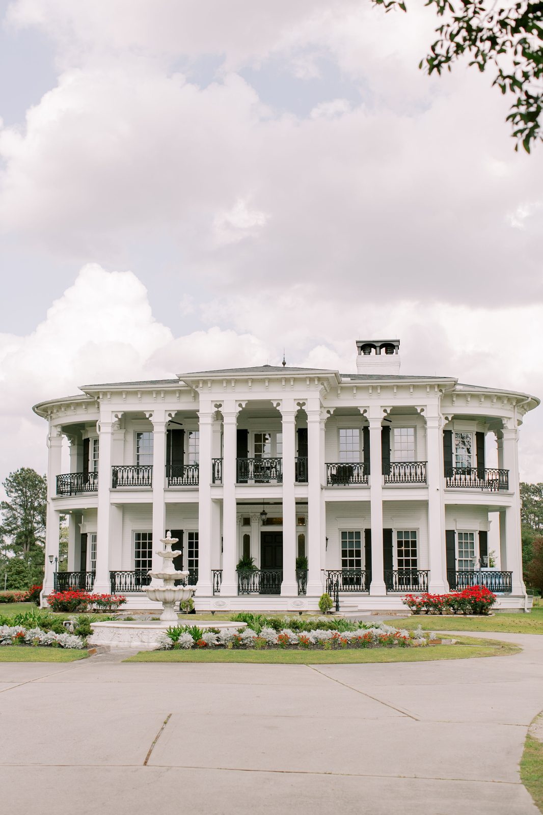 Sandlewood Manor wedding venue